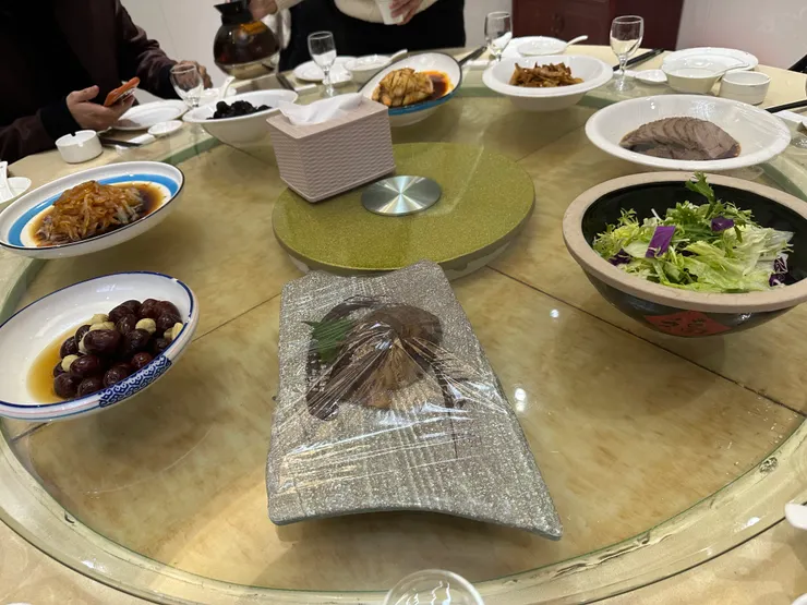 八個冷盤是開胃菜