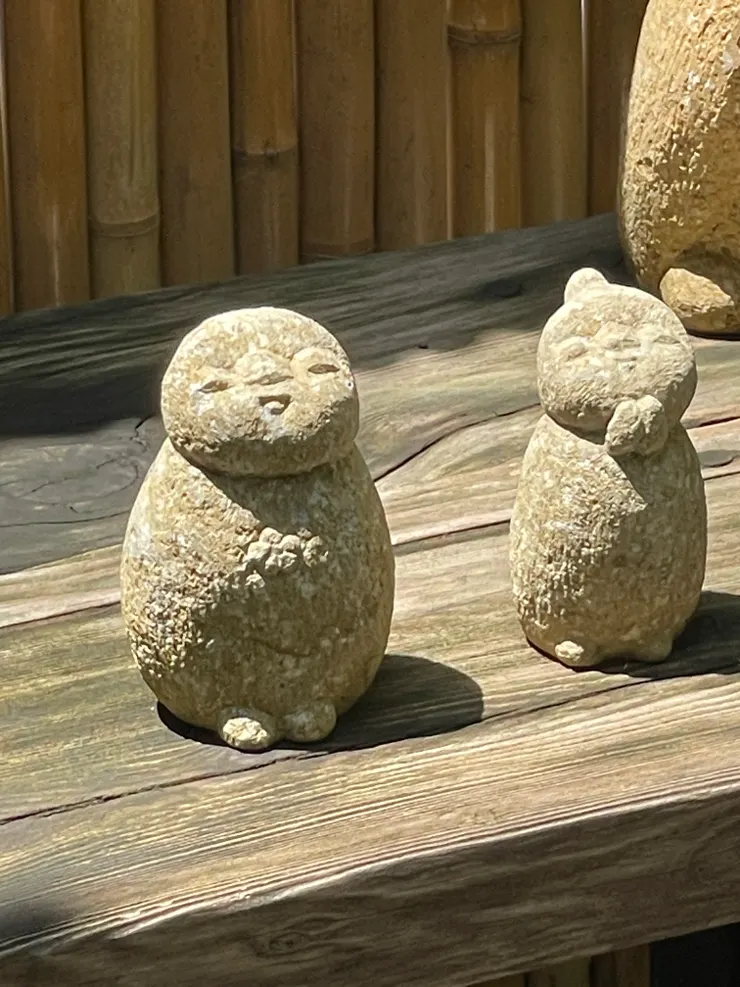 同理是跟對方站在一起，感受他的感覺