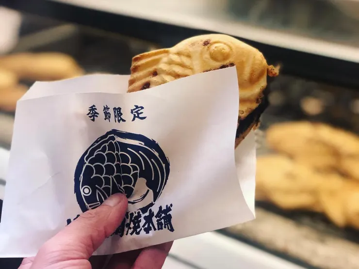 《鳴門鯛焼本舗》