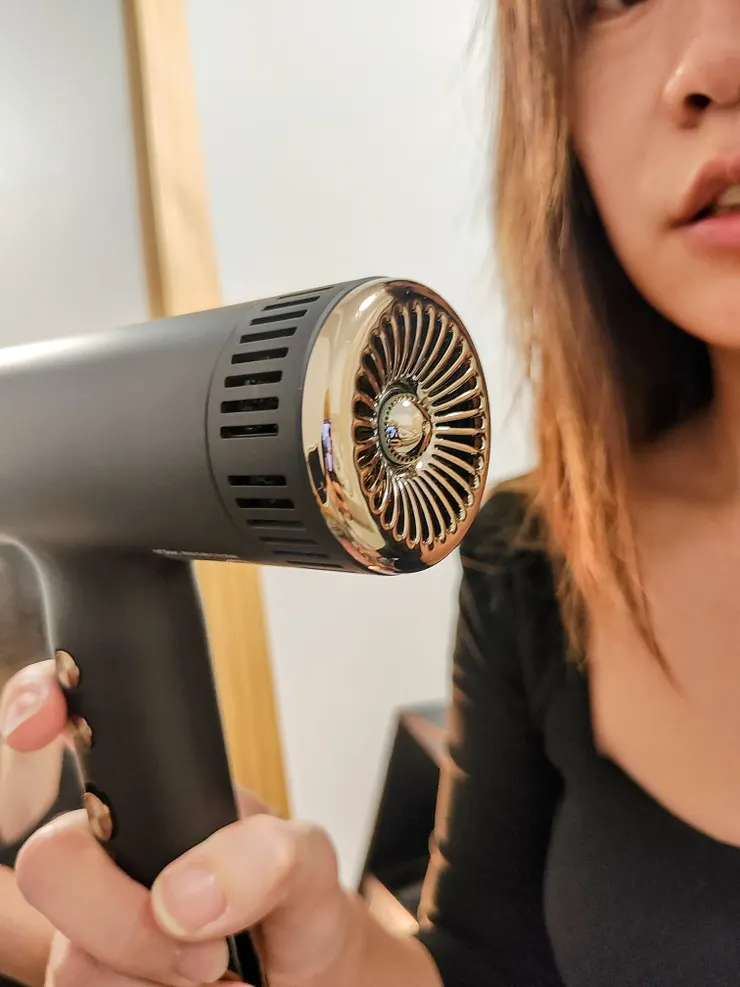 sOlac SD-1000PRO吹風機