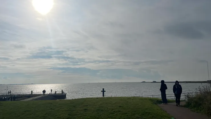 阿夫魯戴克大堤