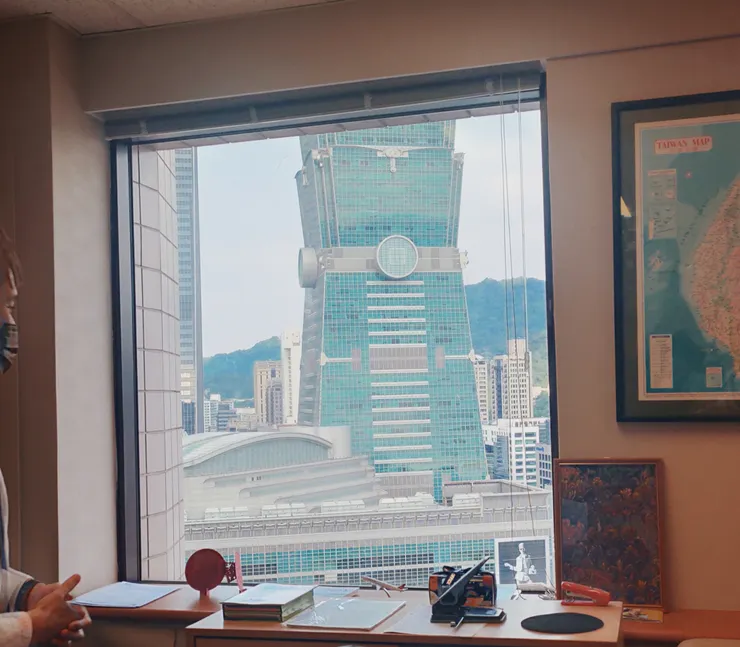 公使的房間可以看到101