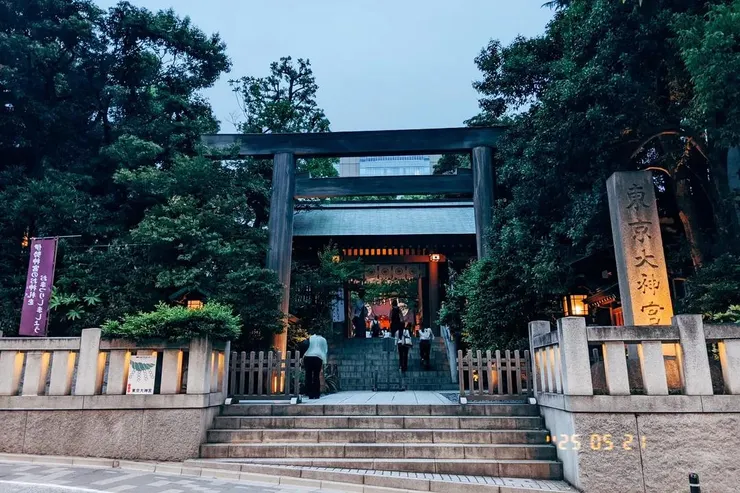 返台前一晚造訪東京大神宮,喜歡它的平靜氛圍。