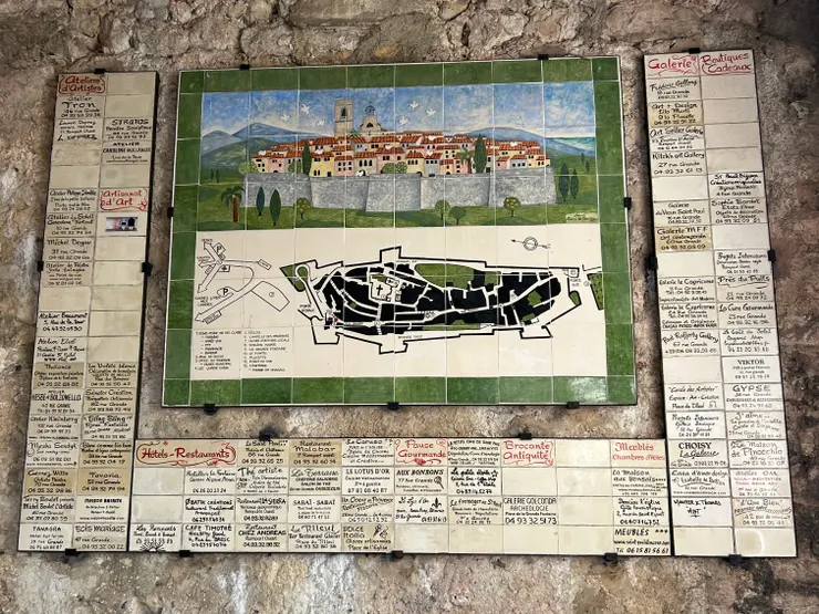 聖保羅德旺斯 (Saint-Paul de Vence) 城門入口處地圖 | photo by the author