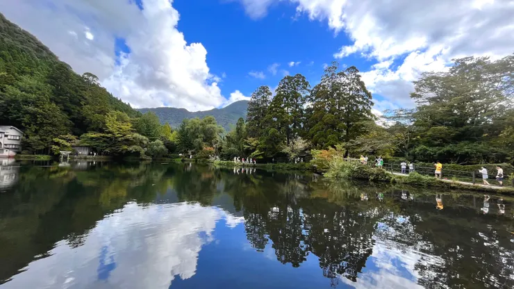 金鱗湖