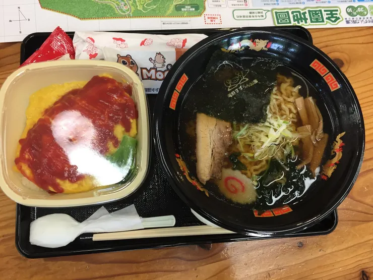 園內餐廳 方便簡單