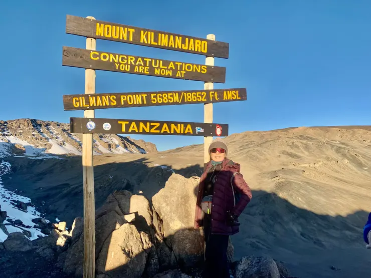 第一個燈頂點─離最高點還要再走1.5-2小時。