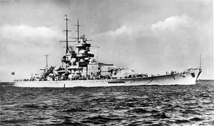 第二次變更艦艏後的格奈森瑙號艦姿