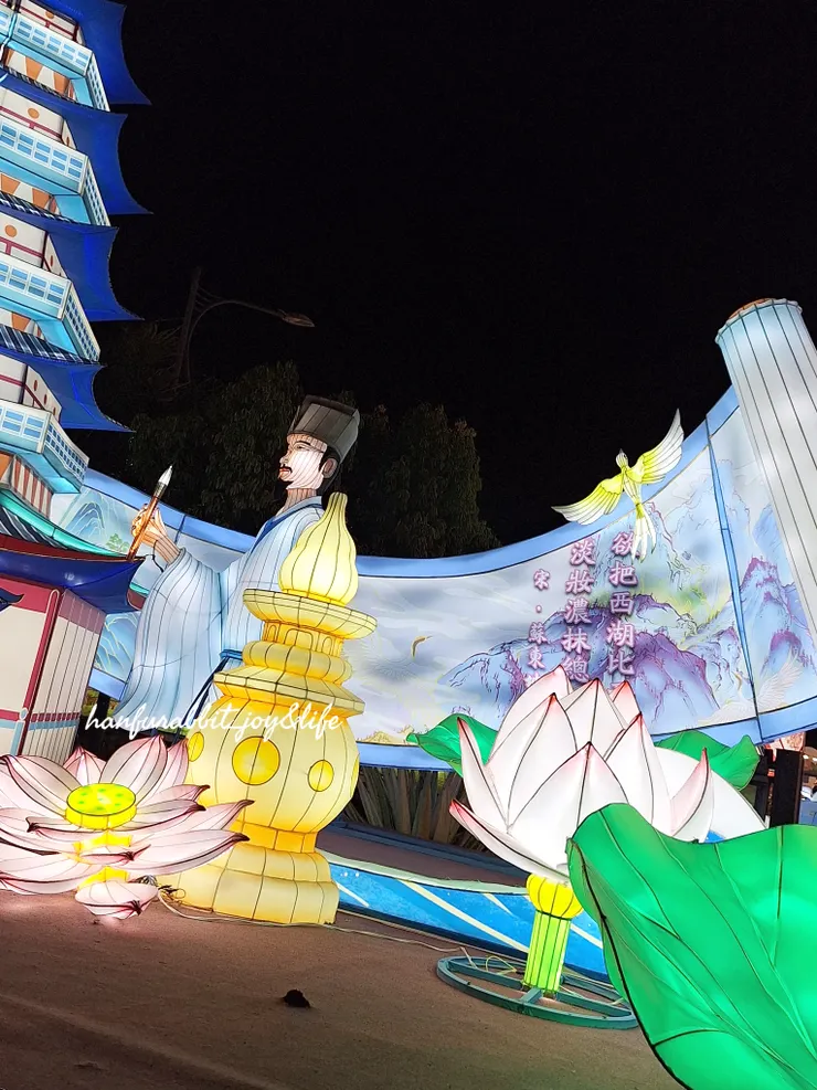 西湖邊的東坡~~