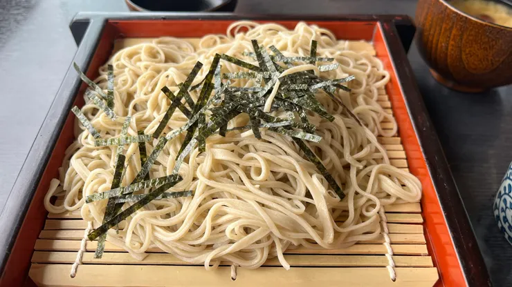 再靠著不同配料，感受不同層次的香氣。