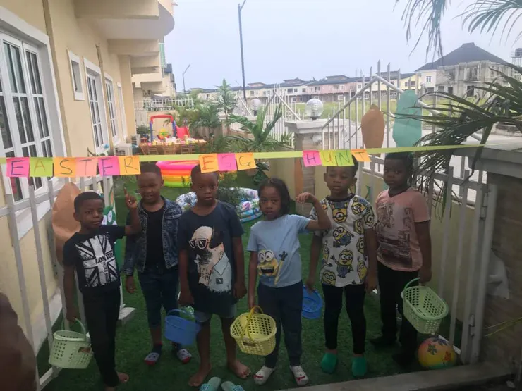 非洲地方大，前園地方已足夠開PARTY用