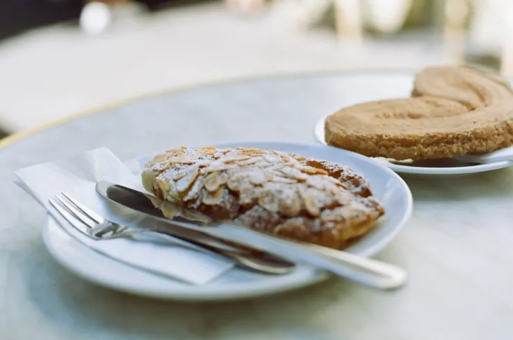 對焦沒做好，但是杏仁派好好吃