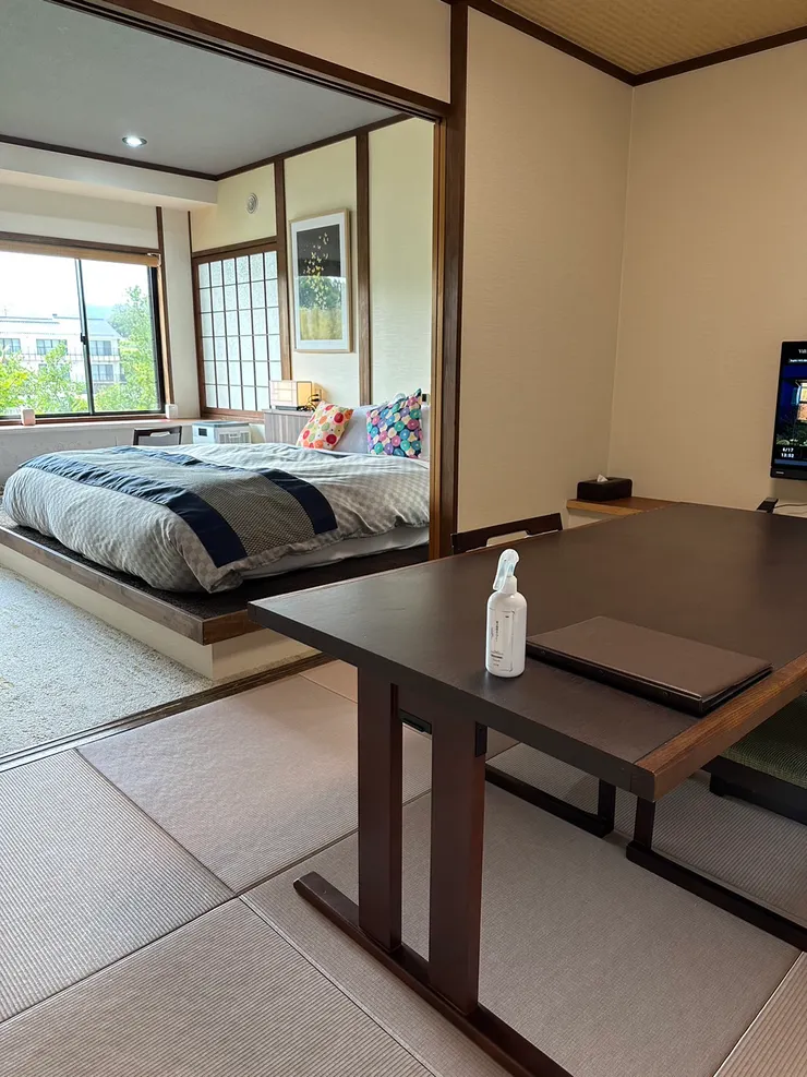 拉門拉開就是餐桌 !