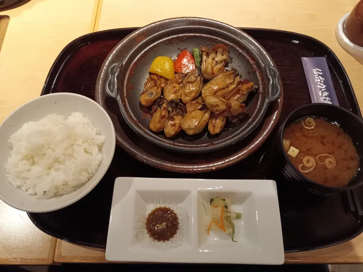 牡蠣定食