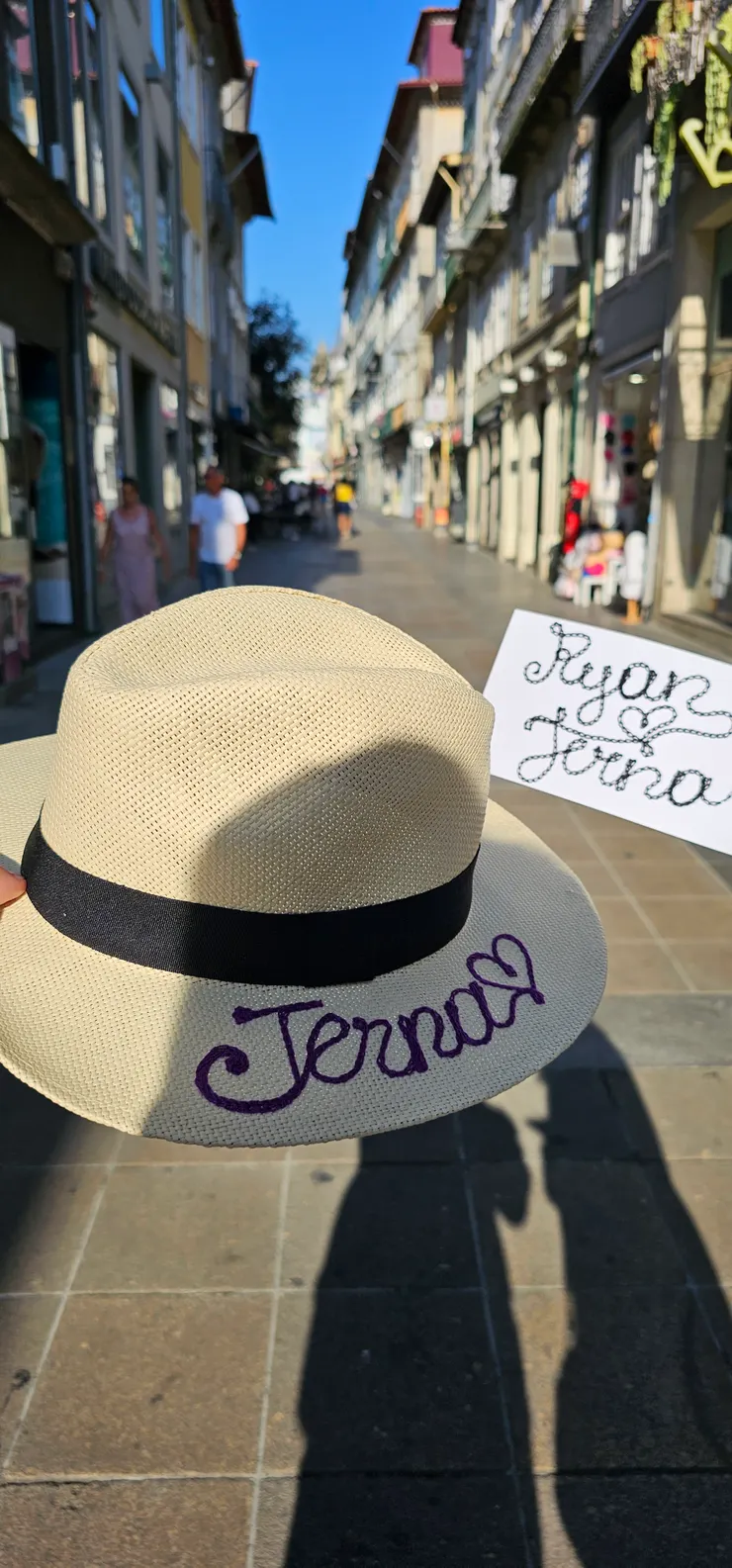 Braga老城區手工繡字帽