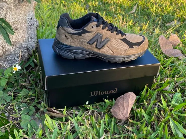 990v3果然有著家族裡數一數二美的側顏。