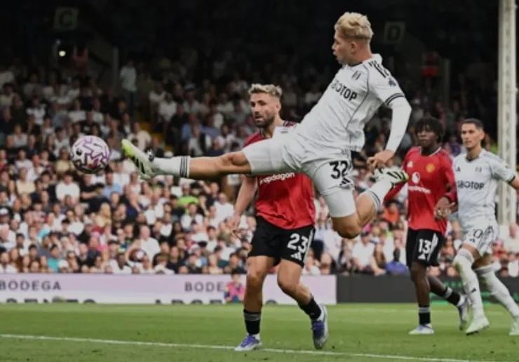 史密夫路維挑射破網助富咸追和1:1