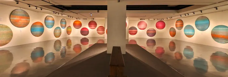 虹心球  RHS（Relational Horizon Structure / Rainbow Heart Sphere）。積吶虹光不是創造新的圖像，而是提出一種讓差異共存的觀看文明。