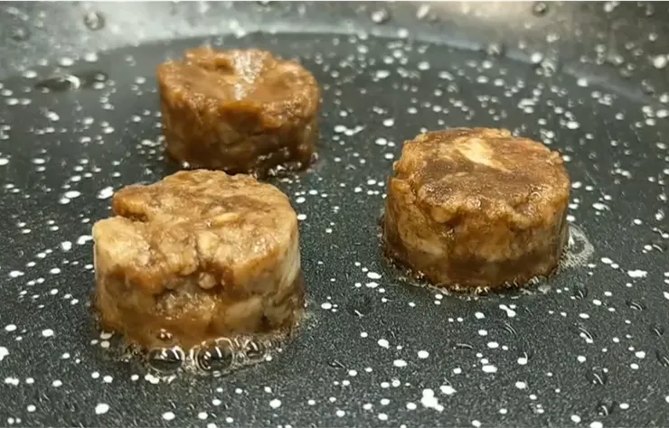 漢堡型的細胞培養肉