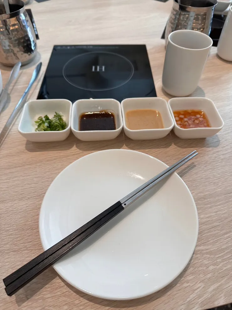 醬料跟茶是後送的