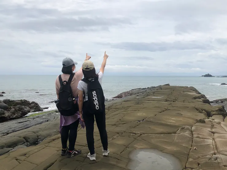 當年三歲的旅伴已經十六歲了，我不知道這麼多次的旅伴會給她什麼樣的影響。