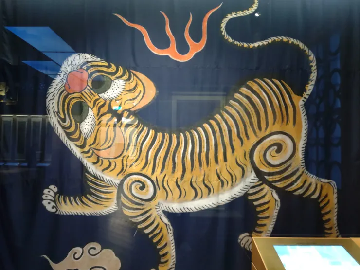 藍地黃虎旗 現存於台灣博物館