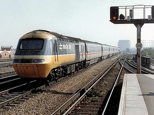 有七十八年歴史的 British Rail ，是我青春回憶的一部份，可惜於1997年因火車營運私有化而結束。