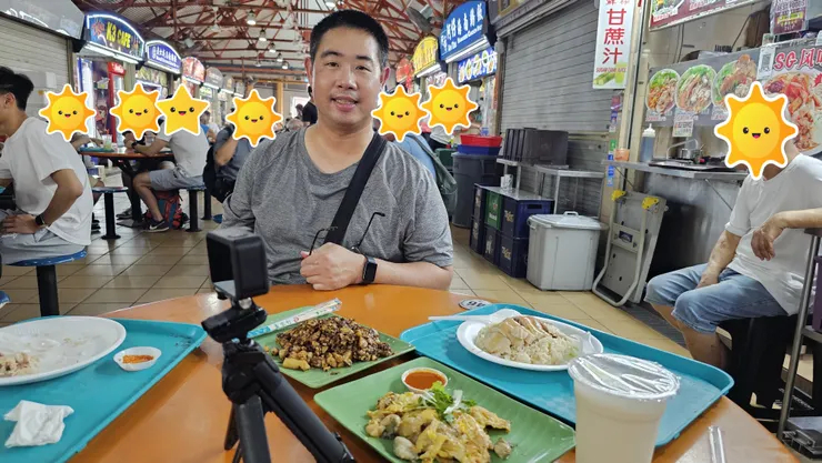 離我比較遠的那一盤就是蠔煎!