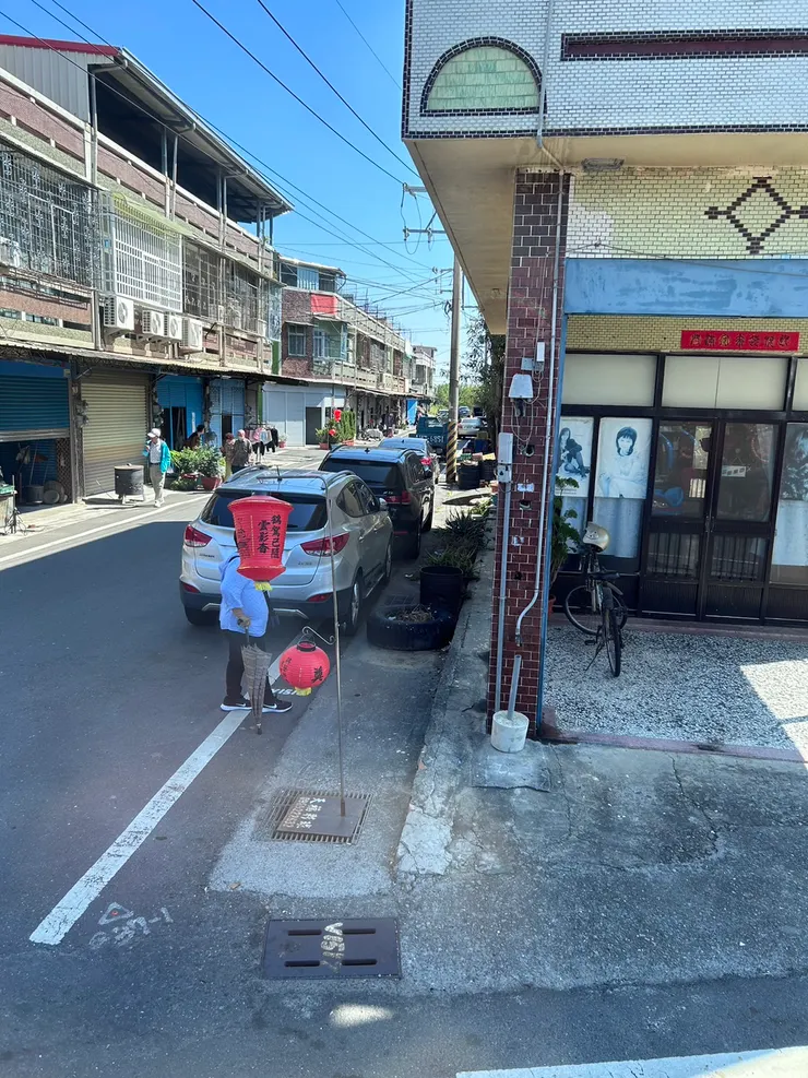 奶奶前往火化場時的最後一眼