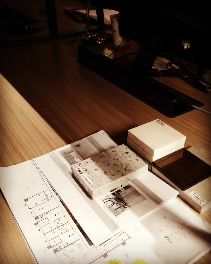 設計、工程、選材料...皆只需要對設計師一人