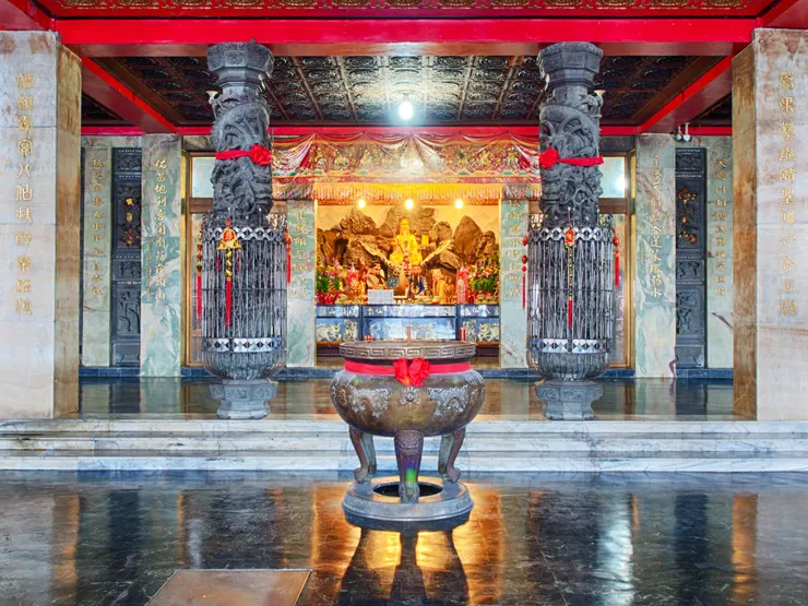 二樓 天公爐、正殿（圖片截圖於網路）