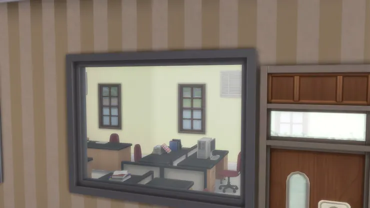 教員室不像校務處，透過大玻璃窗能看到裏面。老師休想偷懶。