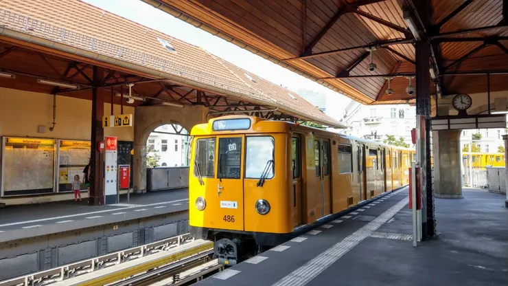 柏林地鐵，感覺比德勒斯登的窄