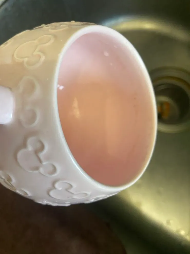 以前洗杯子後，殘留的污漬