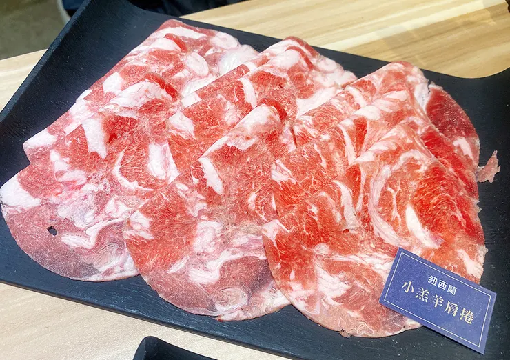  新莊火鍋推薦│大魔大滿足鍋物（新莊店）