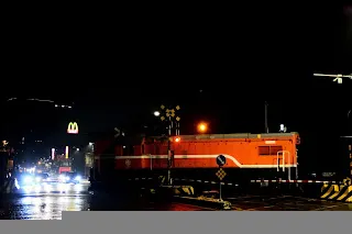 7154次通過員集路平交道