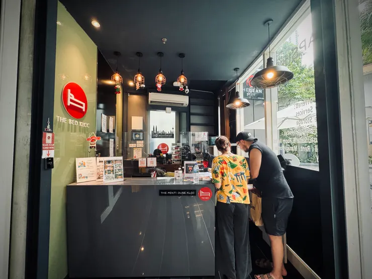 辦理 check in 的櫃檯