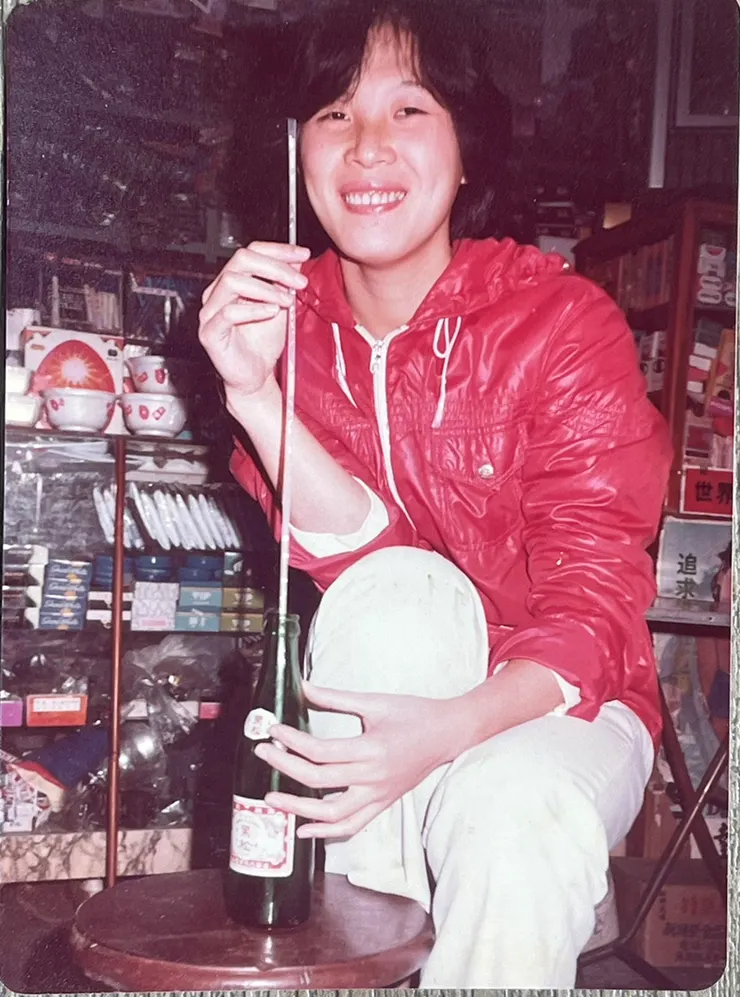 讀五專時身上仍穿著伯伯送的紅外套