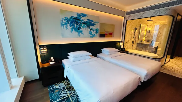 安達仕酒店房間內裝