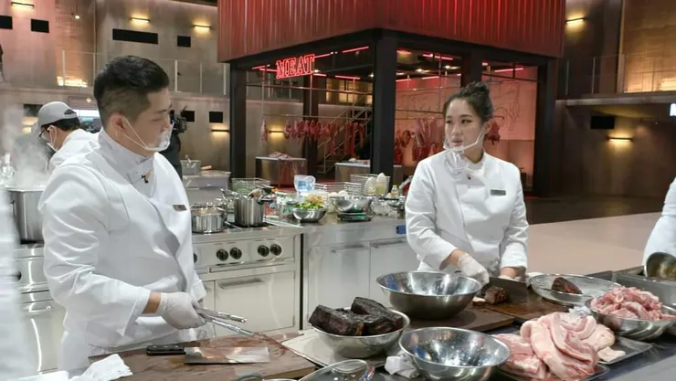 黃鎮先（左）、鄭智善（右）