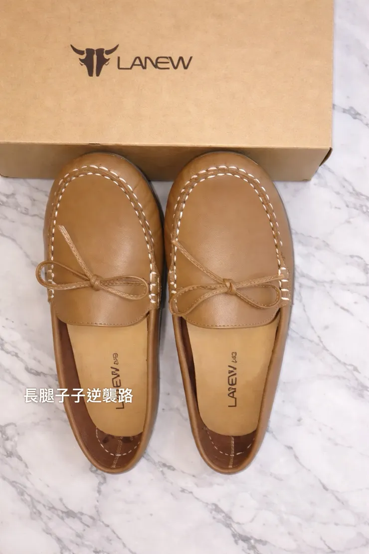 LA NEW作為台灣在地品牌，令人安 心！(這雙給奶奶)