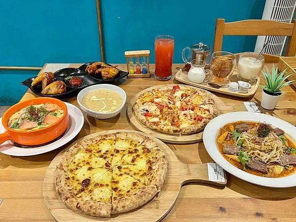 （蘆洲PIZZA）拍拍手披薩咖啡～破千則好評巷弄美食～爐烤披