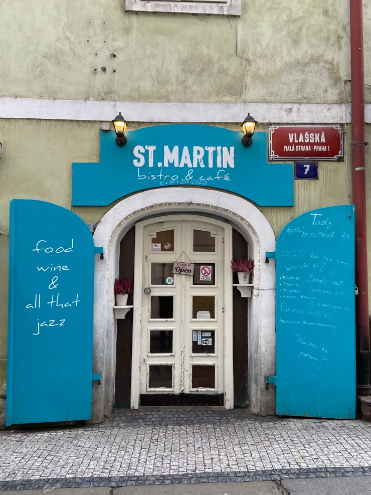 小而美的餐酒館