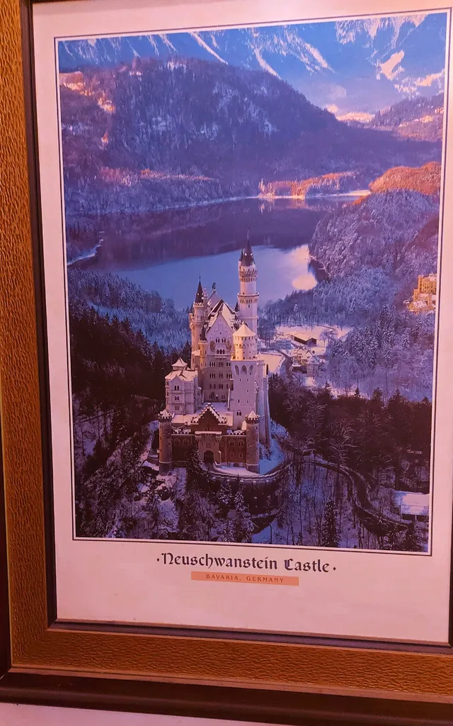 上面這張城堡圖面是鍍膜霧面顆粒，回來能量還剩57分