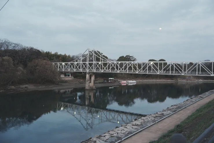 月見橋（通往岡山後樂園）