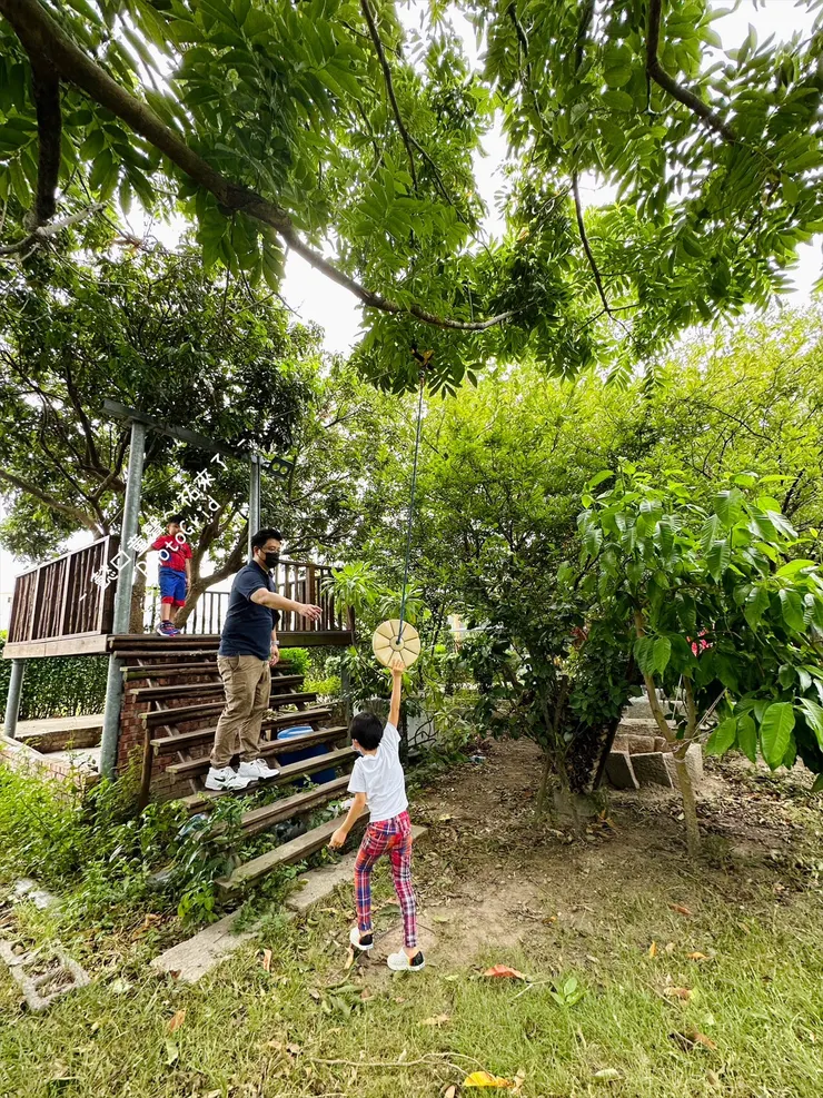 🔺飽餐一頓很重要，玩樂對這年紀的孩子也同等重要。