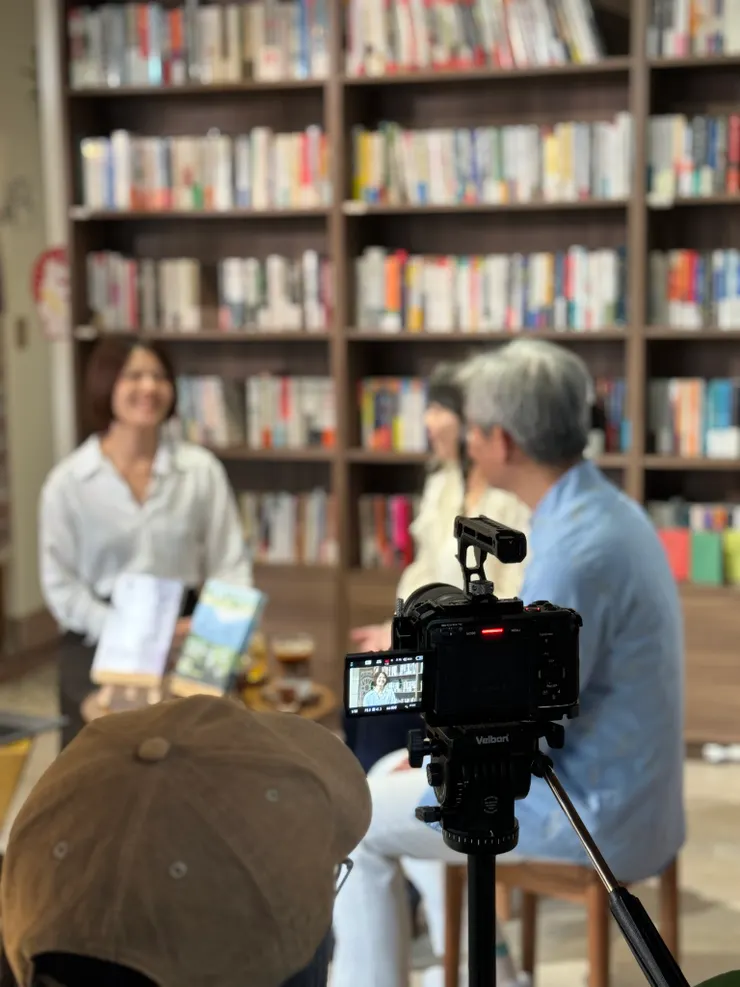 到版本書店與謝宛婷醫師一起讀《獅子的點心》，談什麼是善終   攝影｜曾懿霆