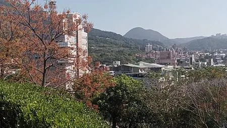 [台北旅遊]凱達格蘭族北投社到北投區三層崎公園花海、大冠鷲著