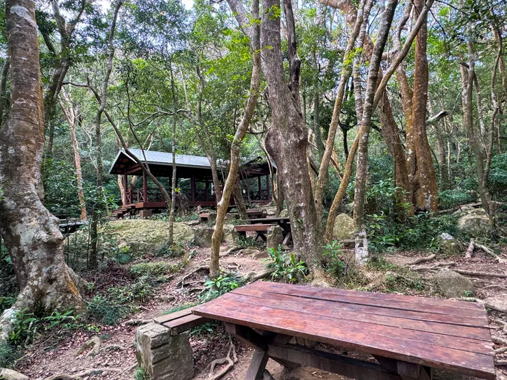 有水的休憩區真是太棒了