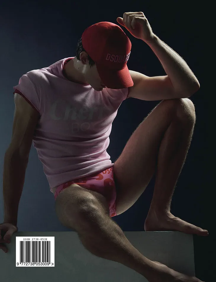 Credit : www.malemodelscene.net